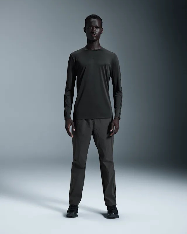Hauts On Core Long-t Ikon Homme Noir | MFCN72013